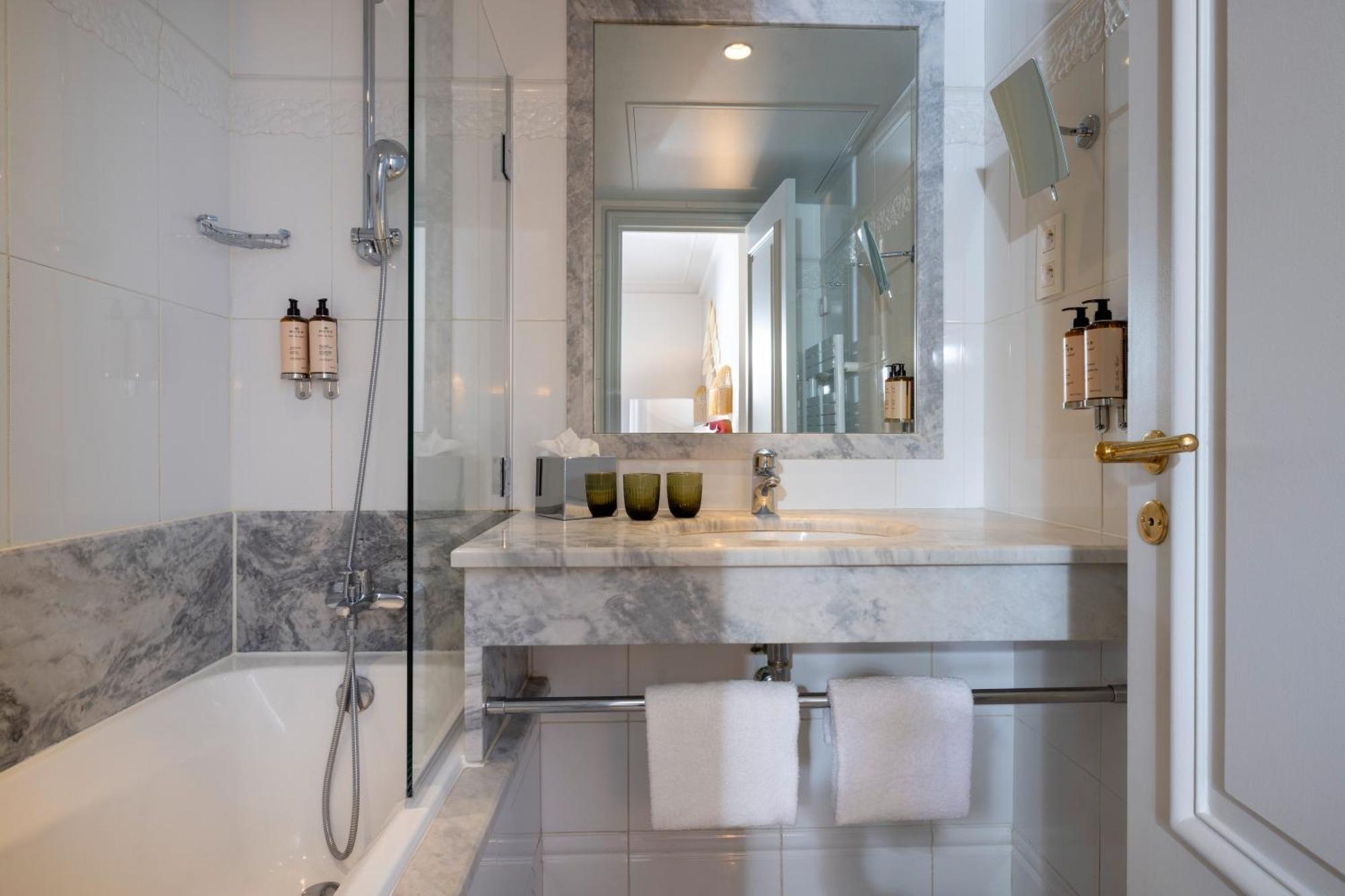 Hotel Le Lavoisier & Spa Paris Ngoại thất bức ảnh
